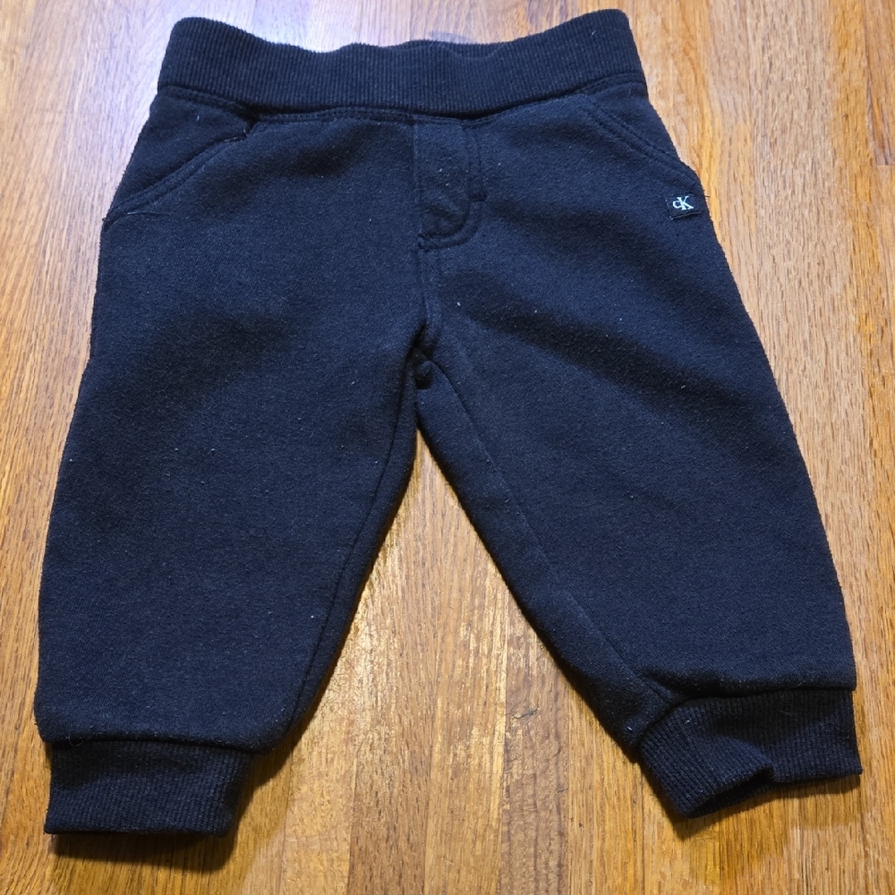 Calvin Klein Kids 12 Month Infant Black Elastic Pull on‎ Pocket Fleece Joggers